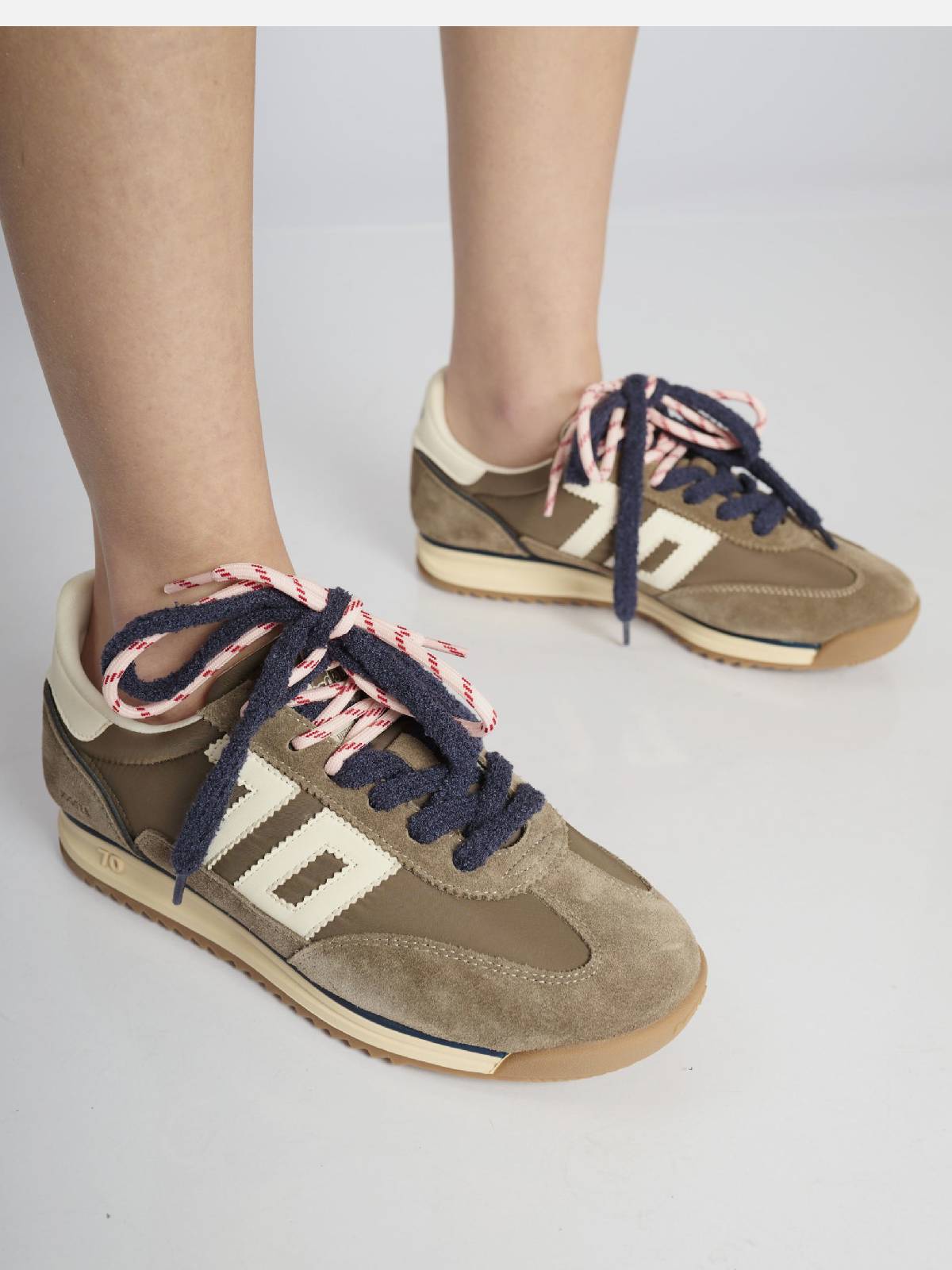 BACK70 - Jogger - Image 3